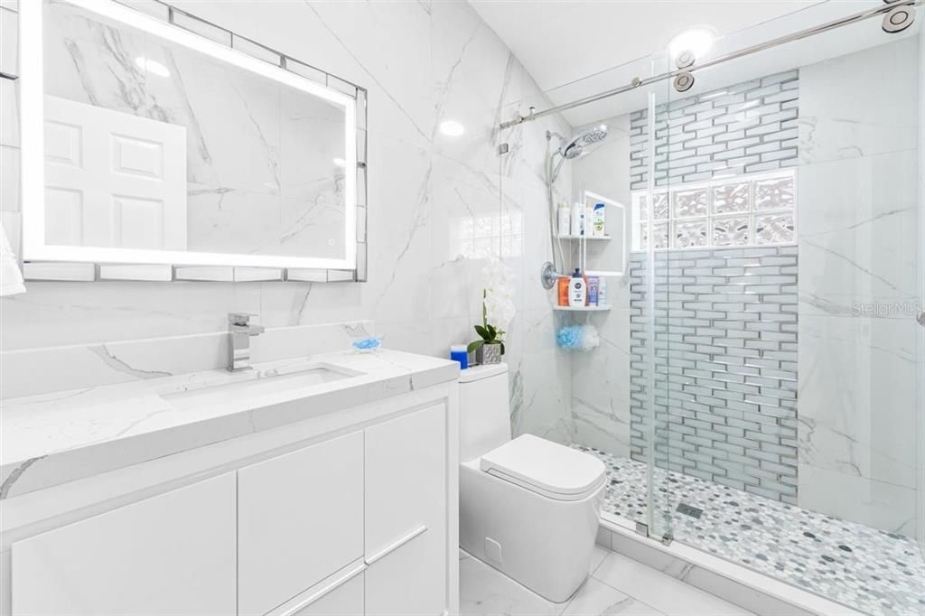 待售: $469,000 (3 贝兹, 3 浴室, 2166 平方英尺)