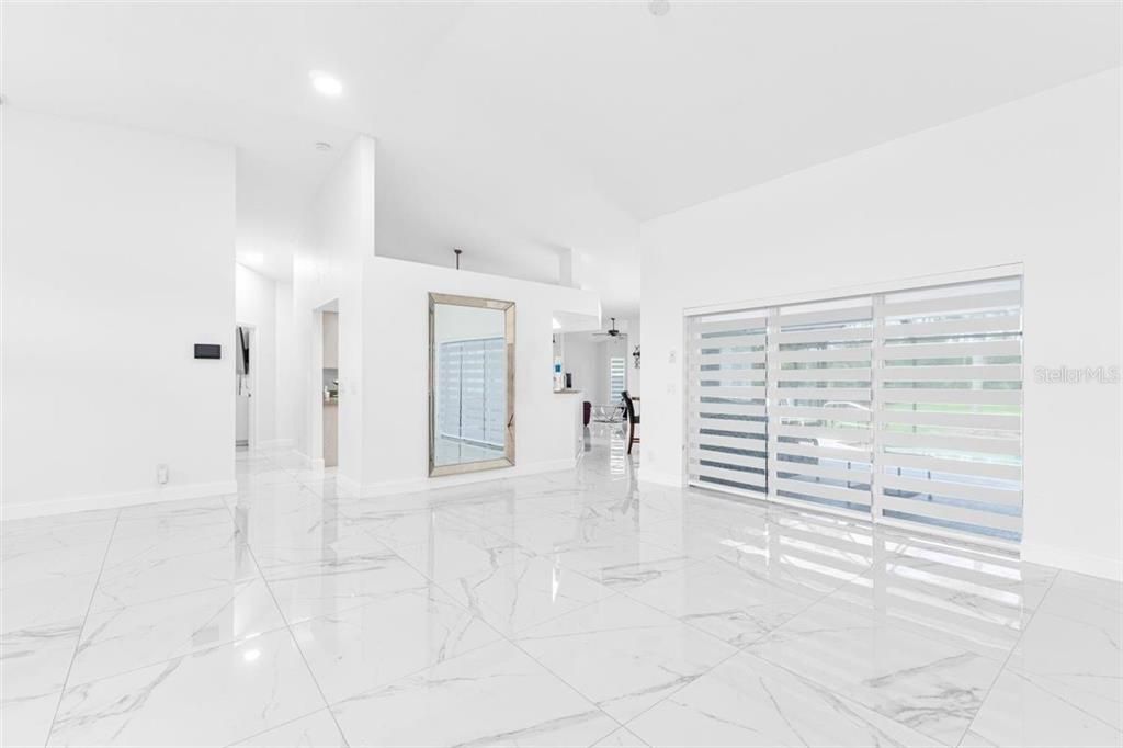 待售: $469,000 (3 贝兹, 3 浴室, 2166 平方英尺)