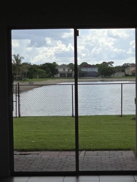 En Renta: $1,850 (3 camas, 2 baños, 1747 Pies cuadrados)