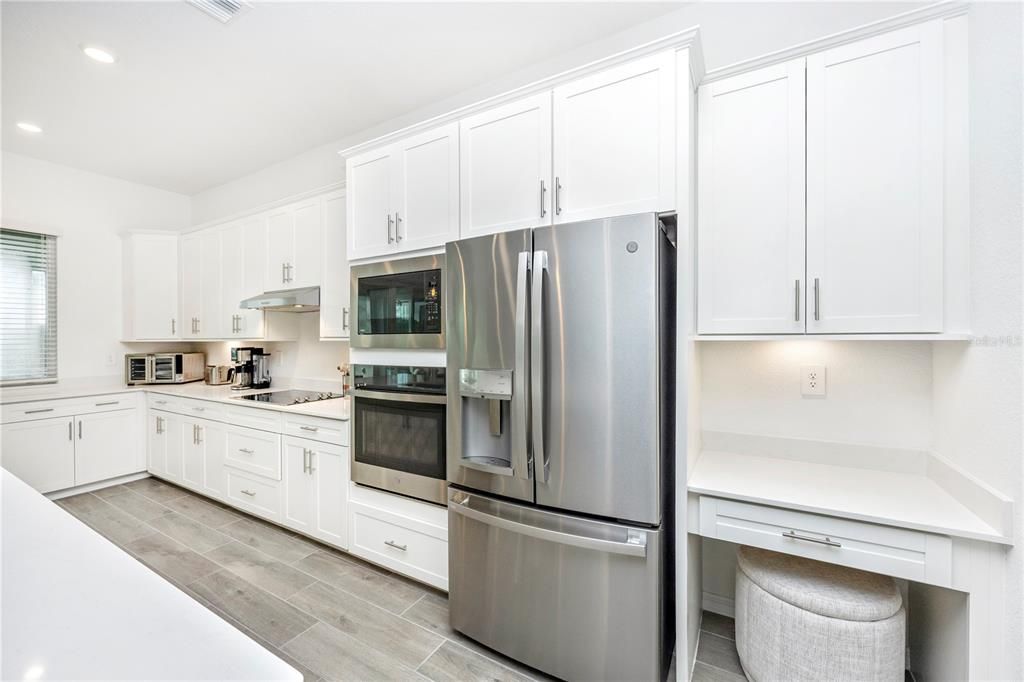 For Rent: $6,000 (3 beds, 2 baths, 2061 Square Feet)