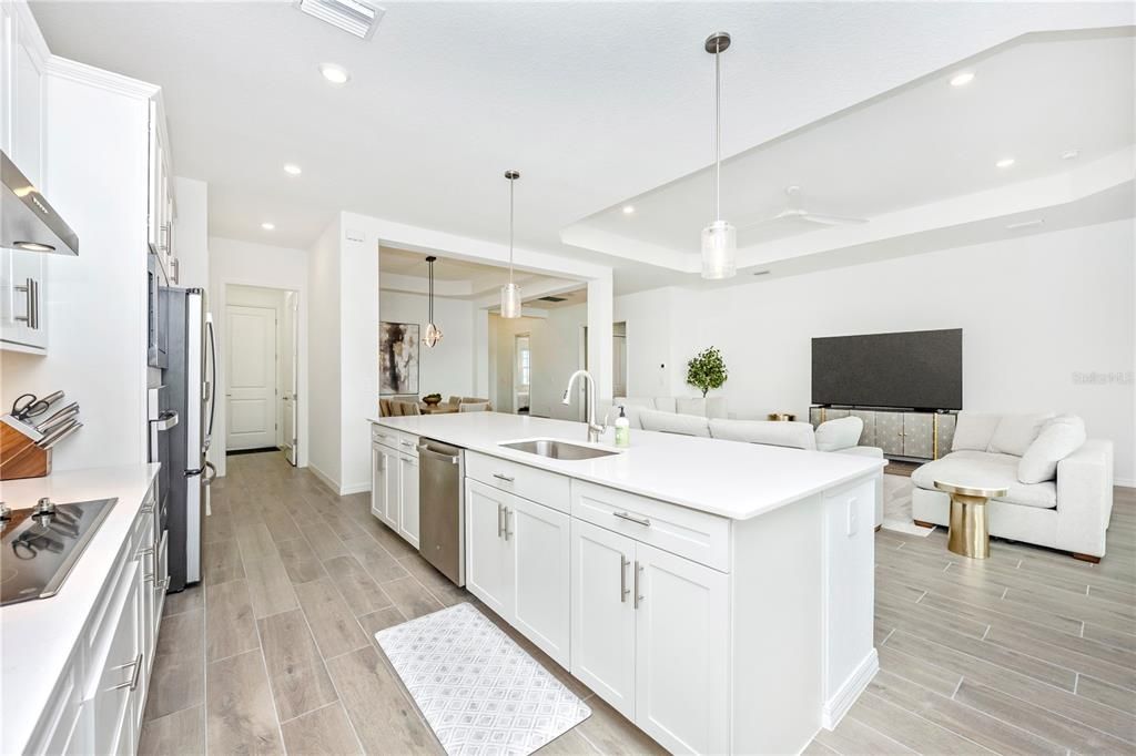 For Rent: $6,000 (3 beds, 2 baths, 2061 Square Feet)