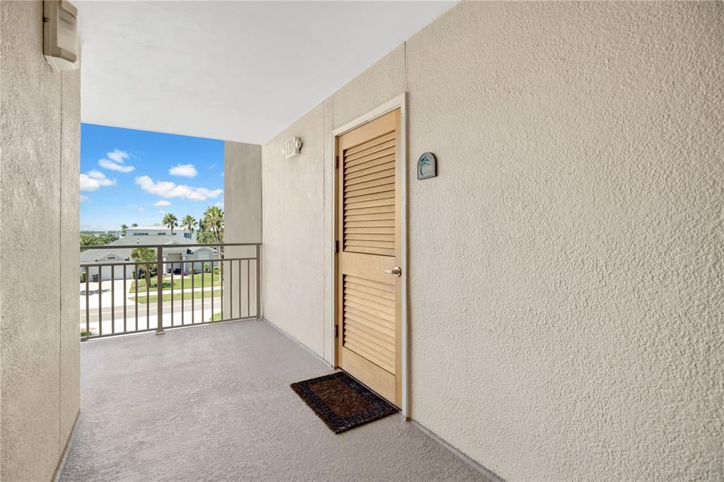 For Sale: $474,900 (2 beds, 2 baths, 1200 Square Feet)