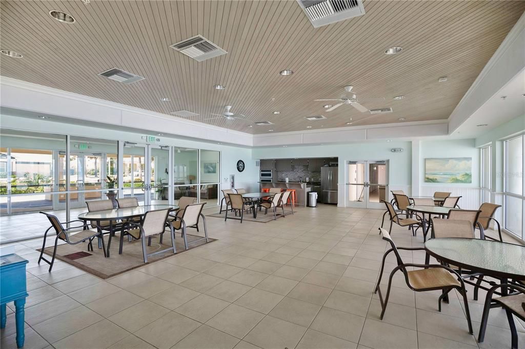 For Sale: $474,900 (2 beds, 2 baths, 1200 Square Feet)