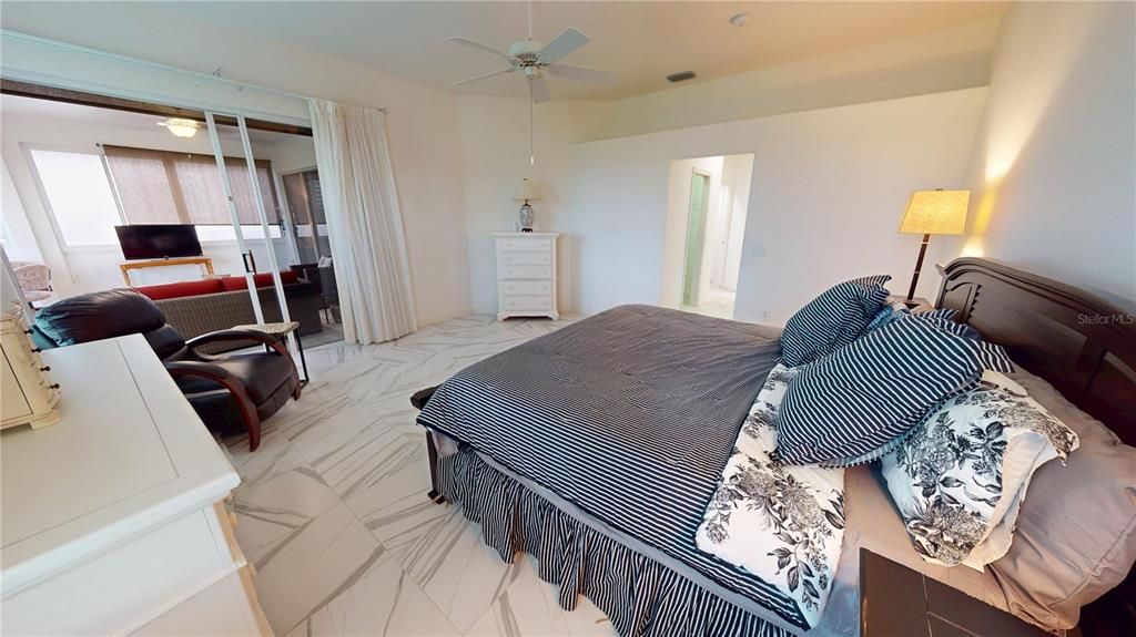 待售: $372,000 (3 贝兹, 2 浴室, 1983 平方英尺)