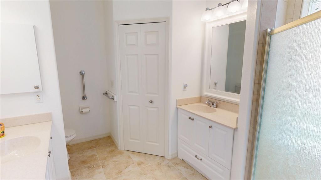 待售: $372,000 (3 贝兹, 2 浴室, 1983 平方英尺)