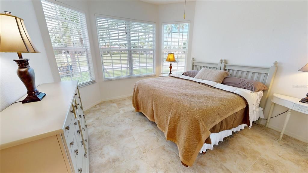 待售: $372,000 (3 贝兹, 2 浴室, 1983 平方英尺)