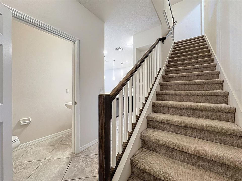 Activo con contrato: $2,299 (3 camas, 2 baños, 1528 Pies cuadrados)