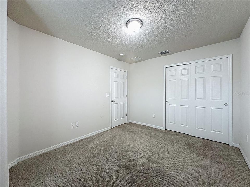 Activo con contrato: $2,299 (3 camas, 2 baños, 1528 Pies cuadrados)