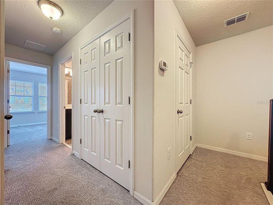 Activo con contrato: $2,299 (3 camas, 2 baños, 1528 Pies cuadrados)