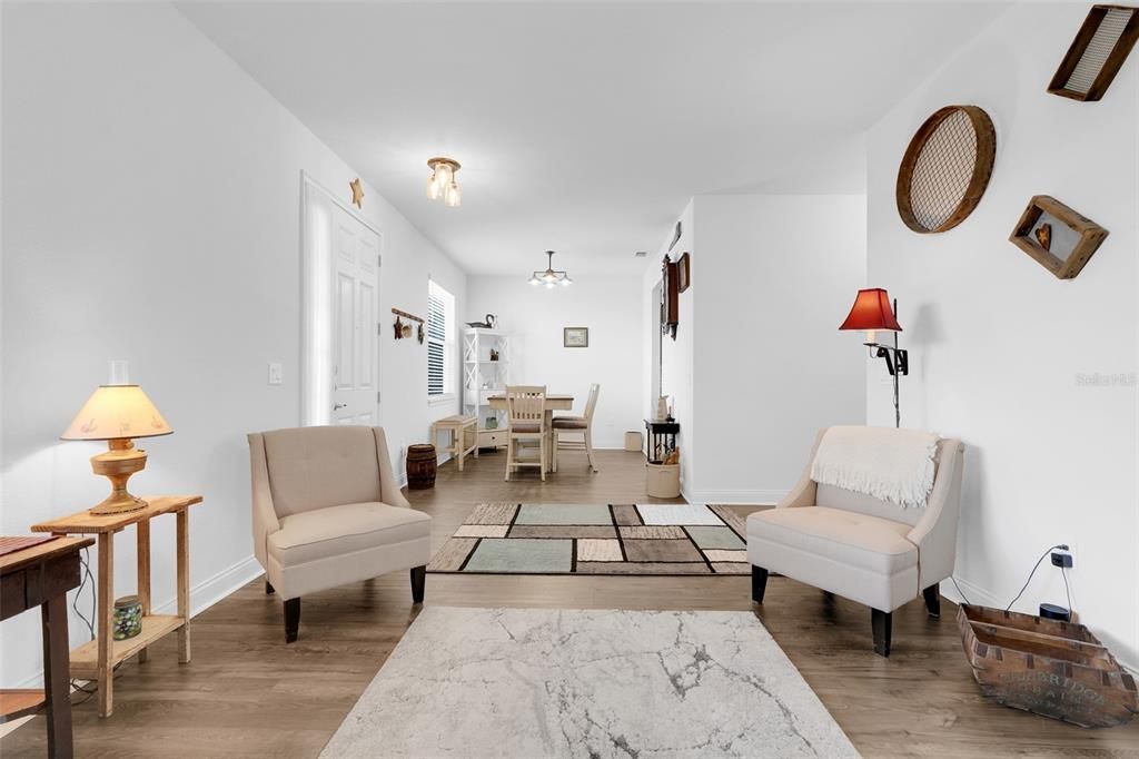 For Sale: $575,000 (4 beds, 3 baths, 2116 Square Feet)