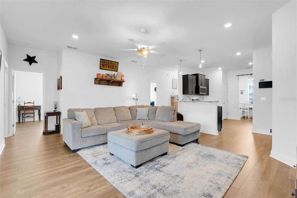 For Sale: $575,000 (4 beds, 3 baths, 2116 Square Feet)