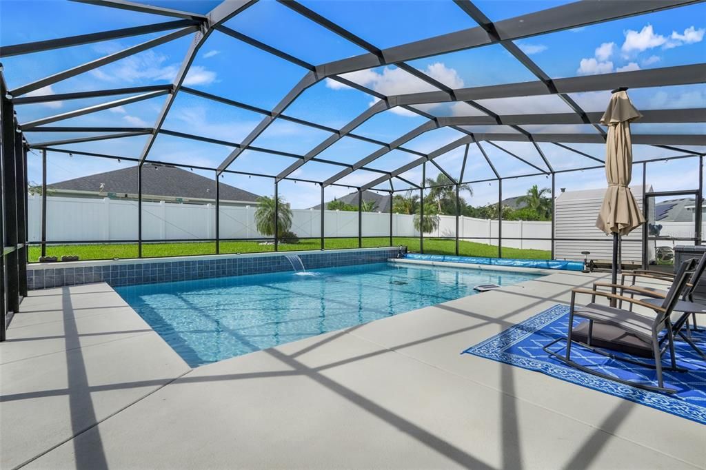 For Sale: $575,000 (4 beds, 3 baths, 2116 Square Feet)