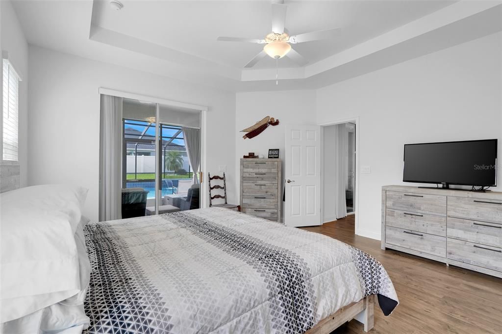 For Sale: $575,000 (4 beds, 3 baths, 2116 Square Feet)