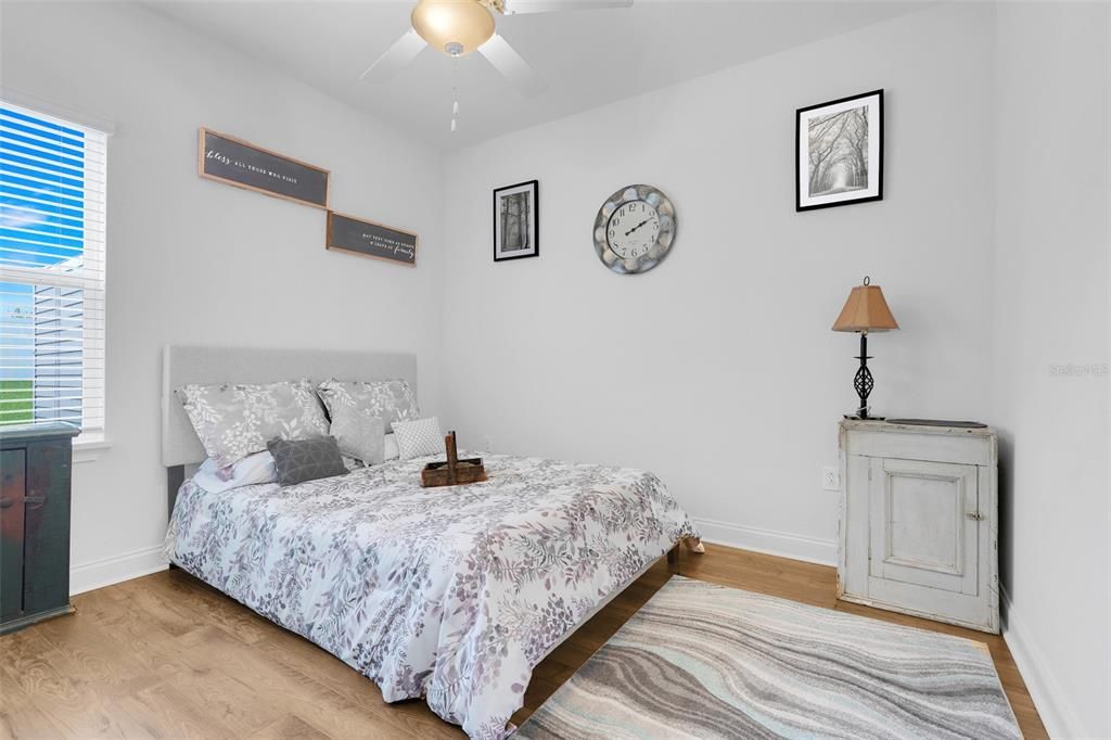 For Sale: $575,000 (4 beds, 3 baths, 2116 Square Feet)