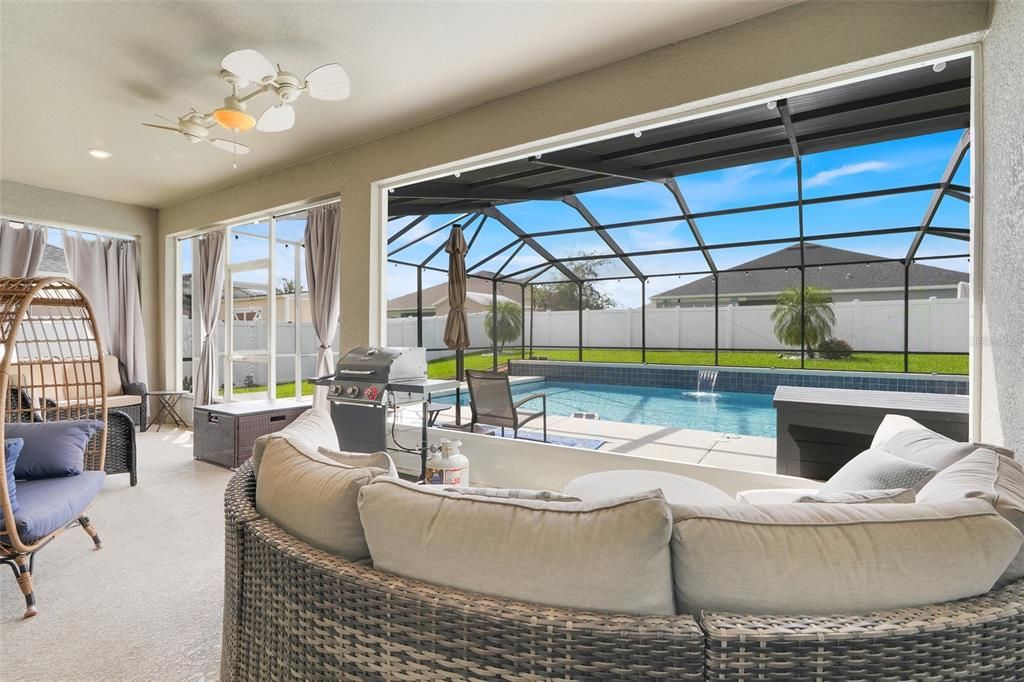 For Sale: $575,000 (4 beds, 3 baths, 2116 Square Feet)