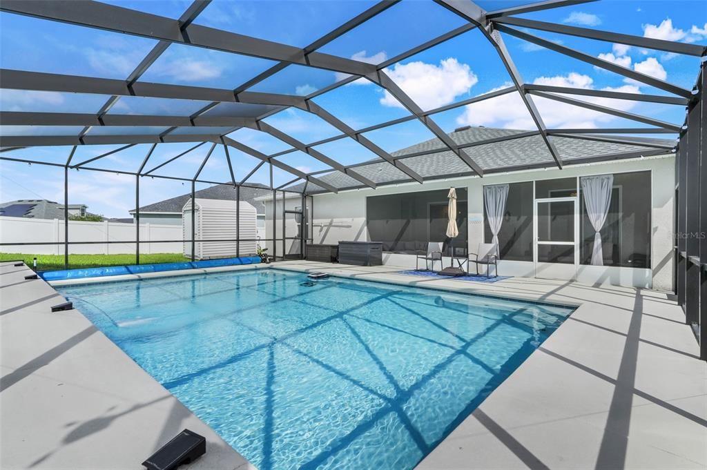 For Sale: $575,000 (4 beds, 3 baths, 2116 Square Feet)