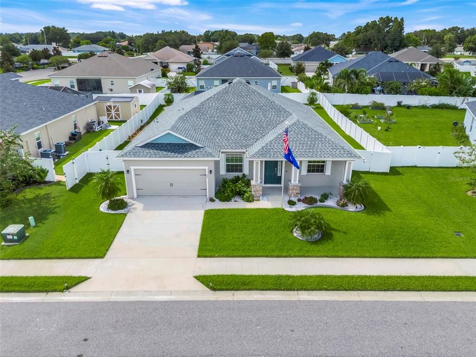 For Sale: $575,000 (4 beds, 3 baths, 2116 Square Feet)