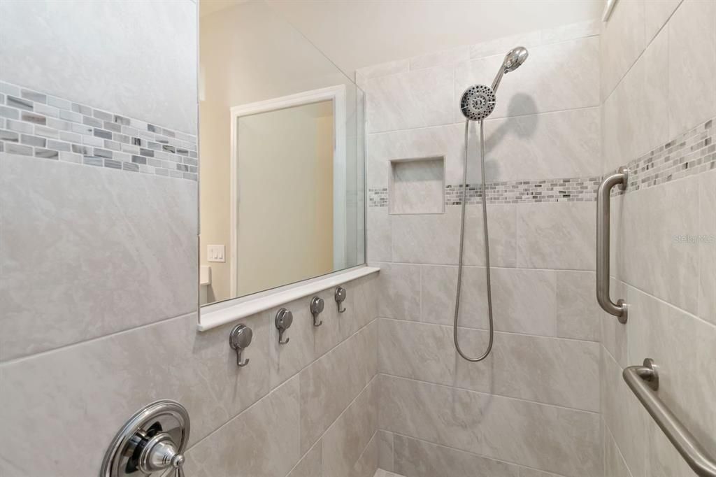 Active With Contract: $449,900 (4 beds, 2 baths, 2197 Square Feet)