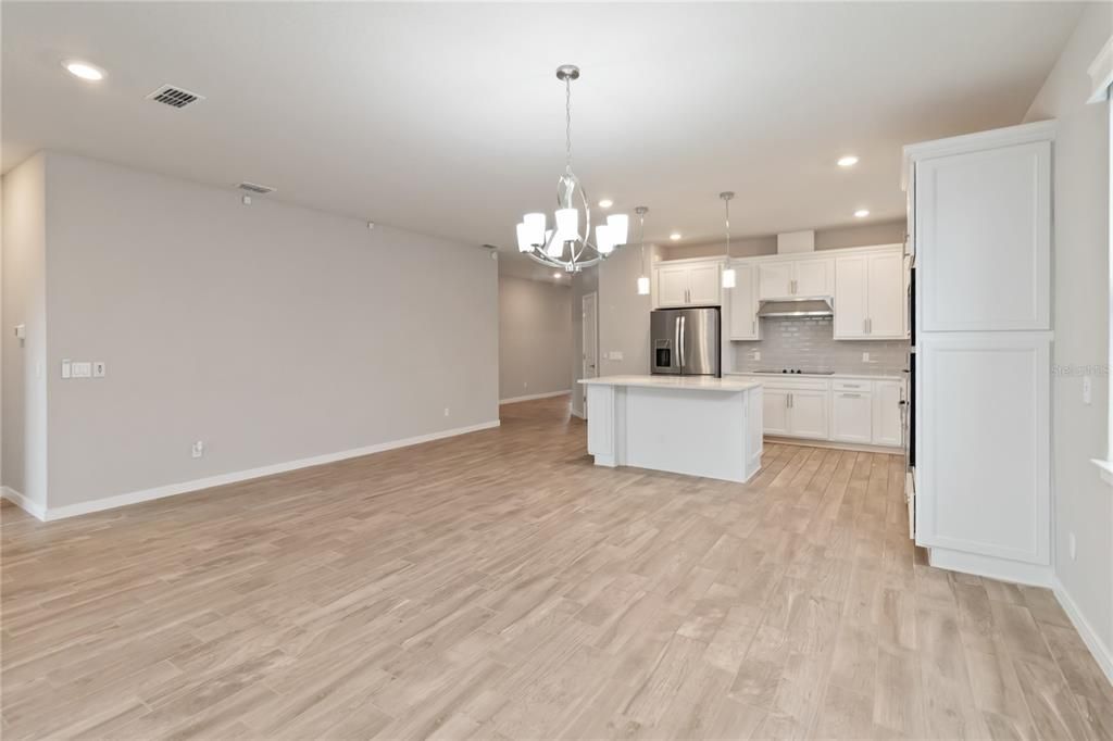 Active With Contract: $449,900 (4 beds, 2 baths, 2197 Square Feet)