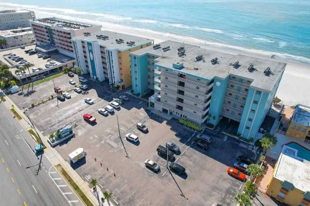 待售: $899,000 (2 贝兹, 2 浴室, 1205 平方英尺)