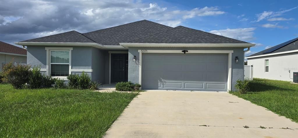 Recently Rented: $1,950 (3 beds, 2 baths, 1997 Square Feet)