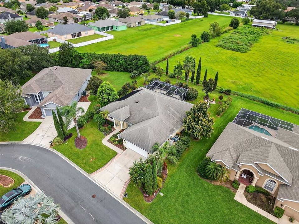 Active With Contract: $438,000 (3 beds, 2 baths, 2092 Square Feet)