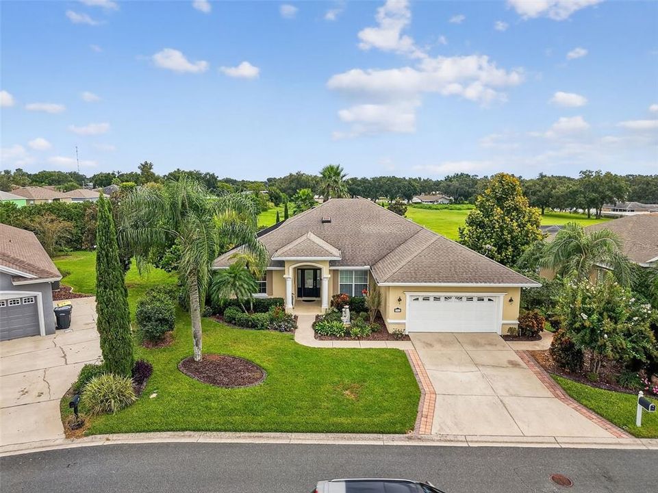 Active With Contract: $438,000 (3 beds, 2 baths, 2092 Square Feet)