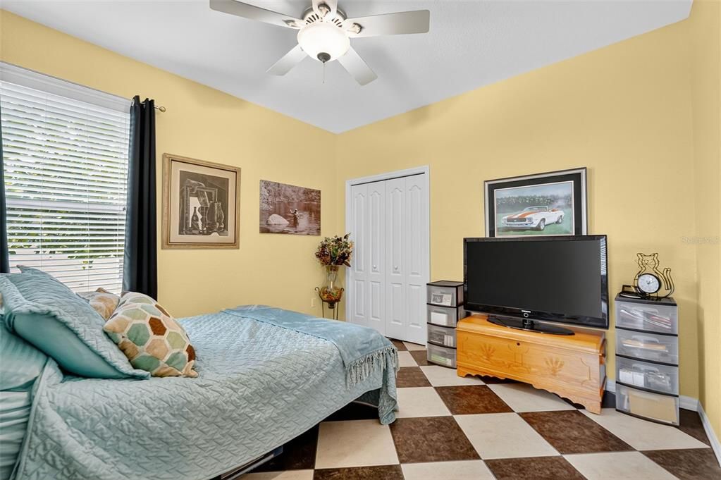 Active With Contract: $438,000 (3 beds, 2 baths, 2092 Square Feet)