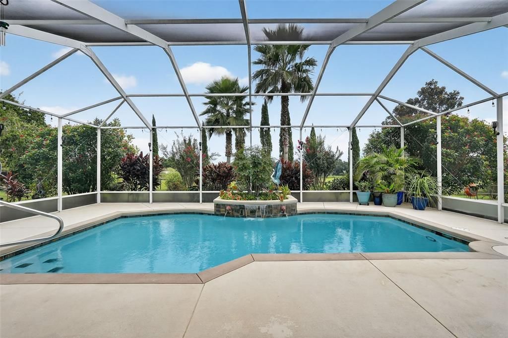 Active With Contract: $438,000 (3 beds, 2 baths, 2092 Square Feet)