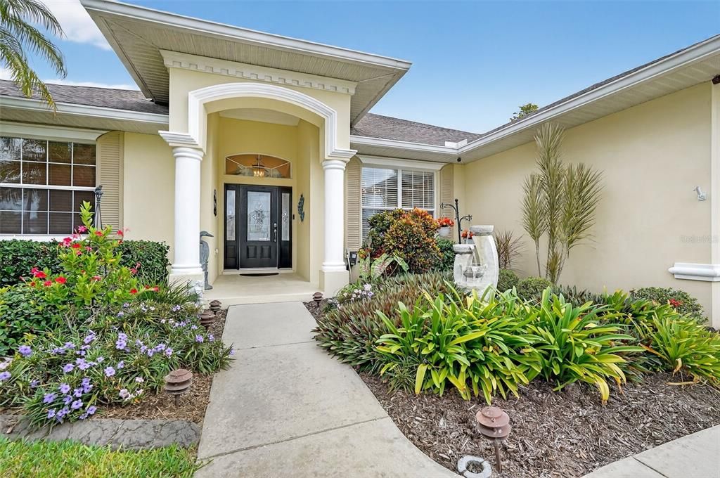 Active With Contract: $438,000 (3 beds, 2 baths, 2092 Square Feet)