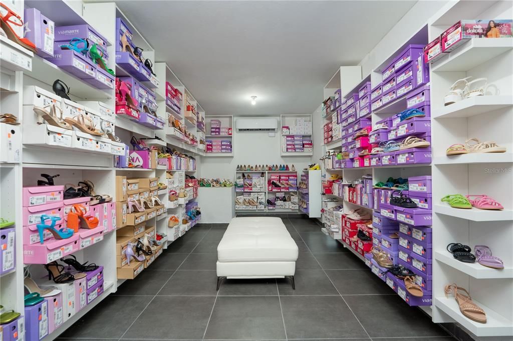 На продажу: $649,000 (0 спален, 0 ванн, 0 Квадратных фут)