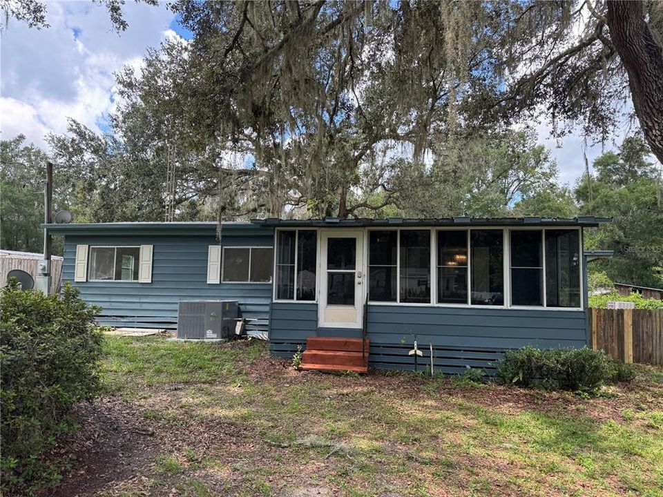 Recently Rented: $1,500 (2 beds, 2 baths, 1056 Square Feet)