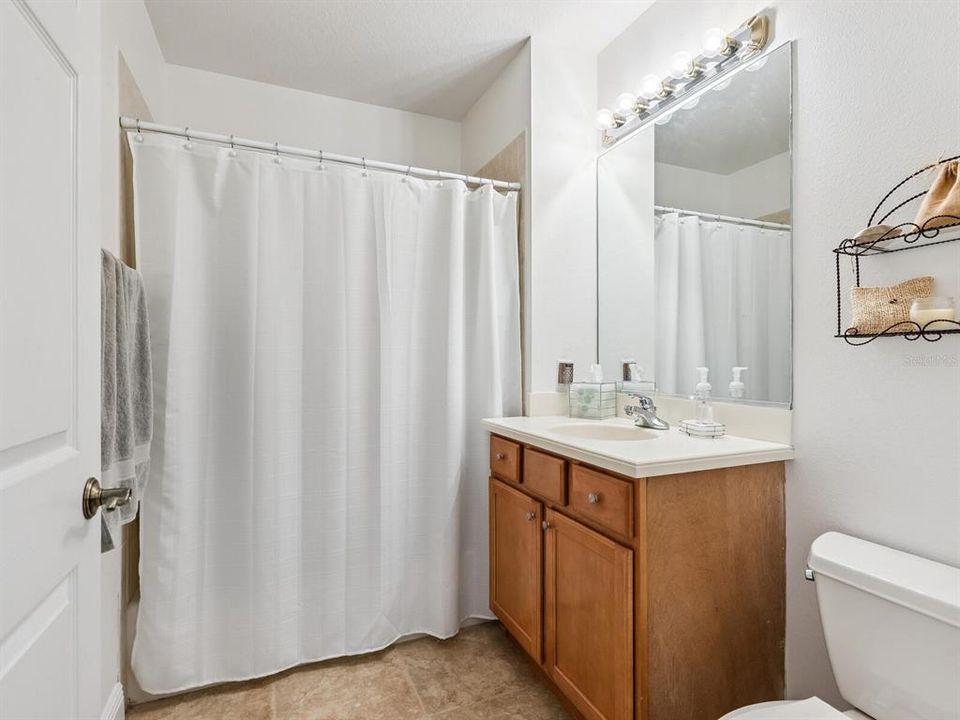 Active With Contract: $359,900 (2 beds, 2 baths, 1626 Square Feet)
