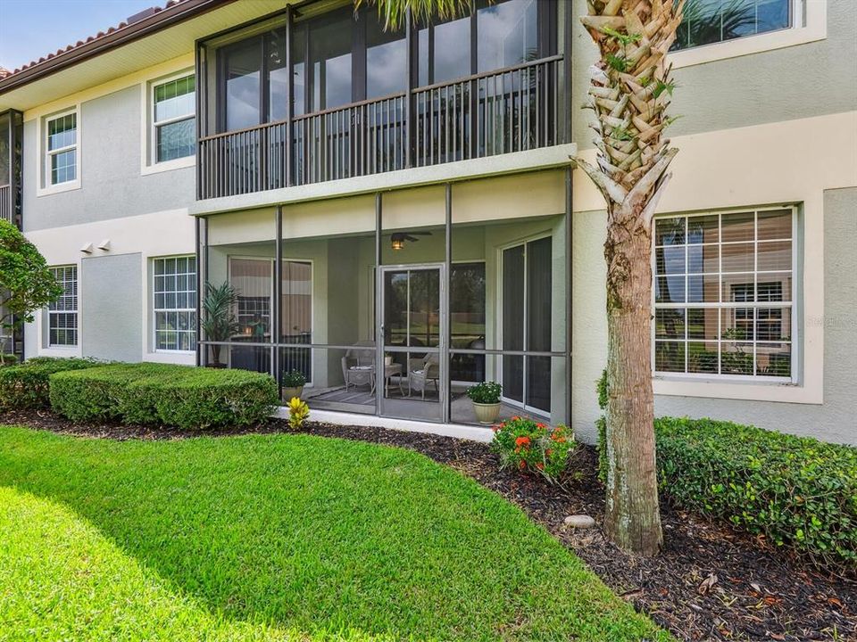 Active With Contract: $359,900 (2 beds, 2 baths, 1626 Square Feet)