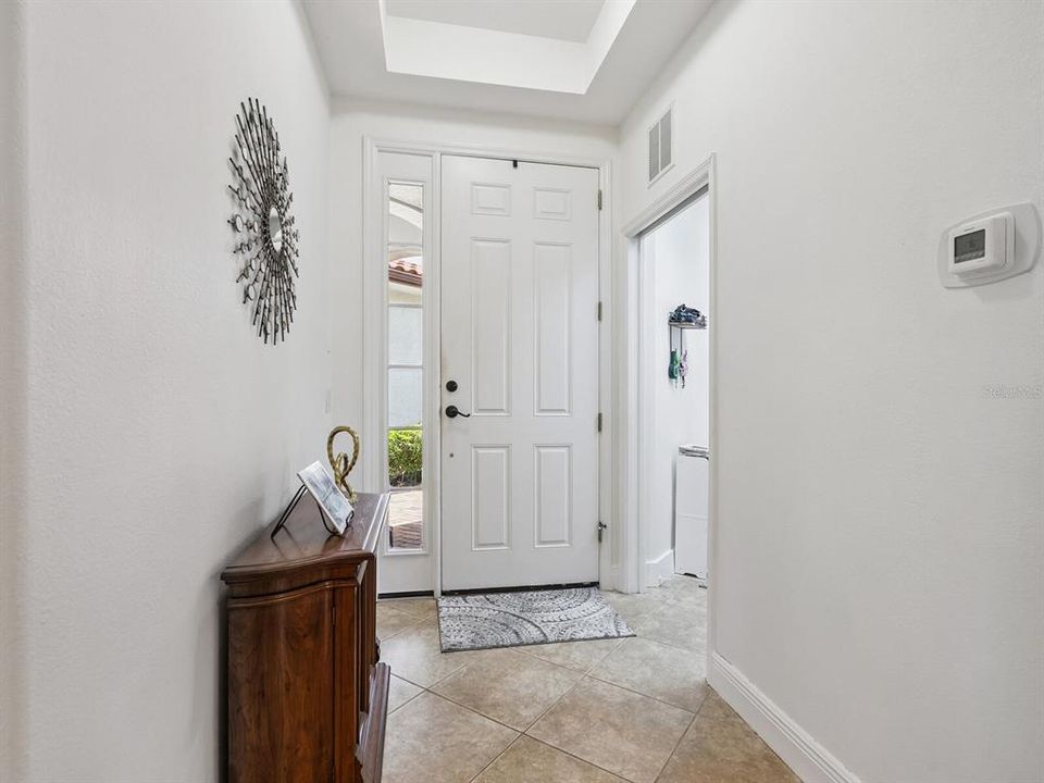 Active With Contract: $359,900 (2 beds, 2 baths, 1626 Square Feet)