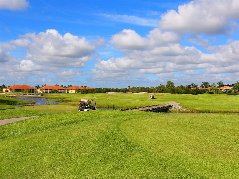 Active With Contract: $359,900 (2 beds, 2 baths, 1626 Square Feet)