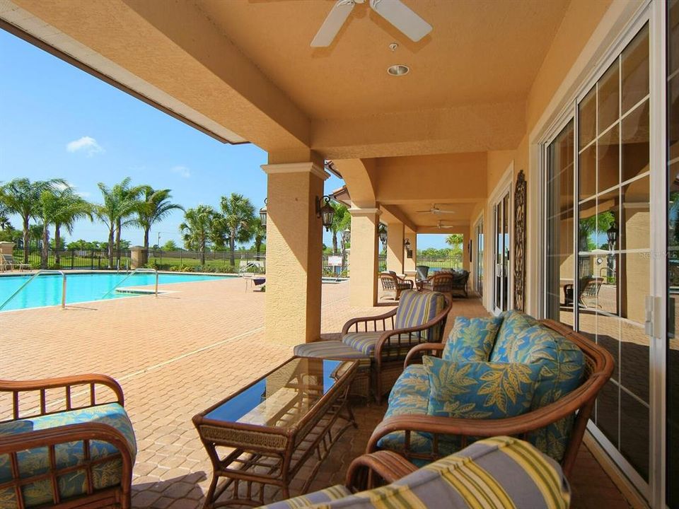 Active With Contract: $359,900 (2 beds, 2 baths, 1626 Square Feet)