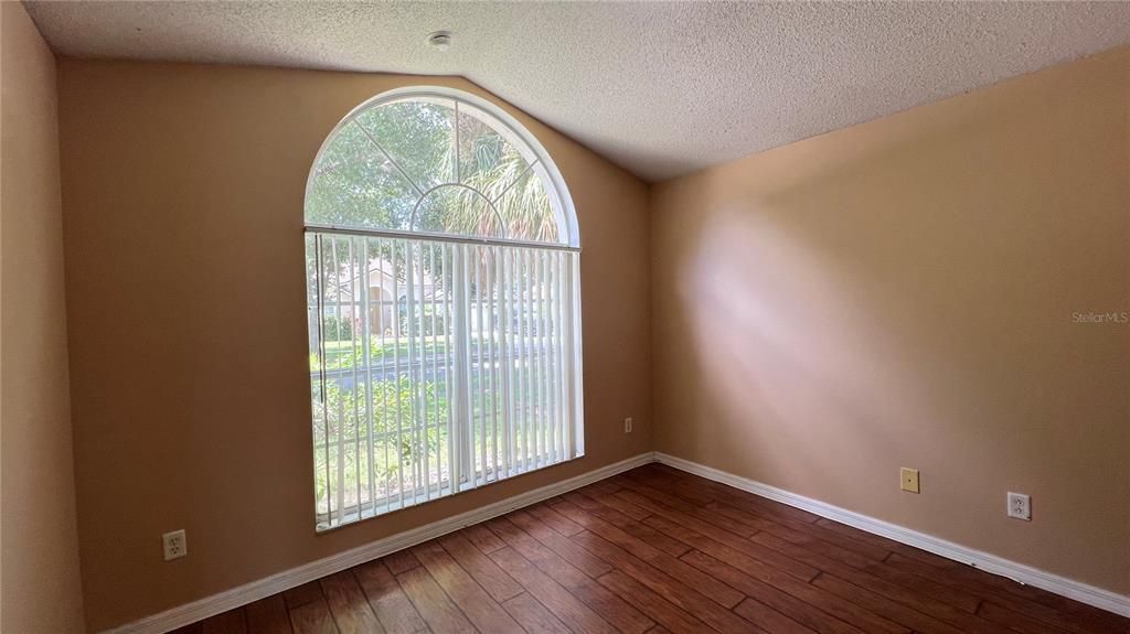 Active With Contract: $2,495 (5 beds, 4 baths, 2265 Square Feet)