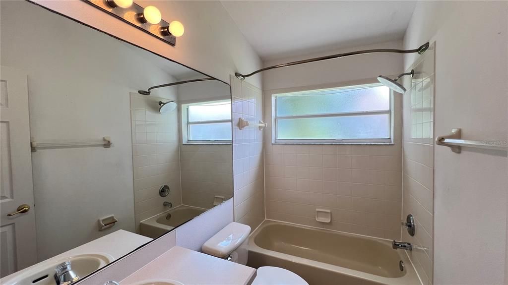 Active With Contract: $2,495 (5 beds, 4 baths, 2265 Square Feet)