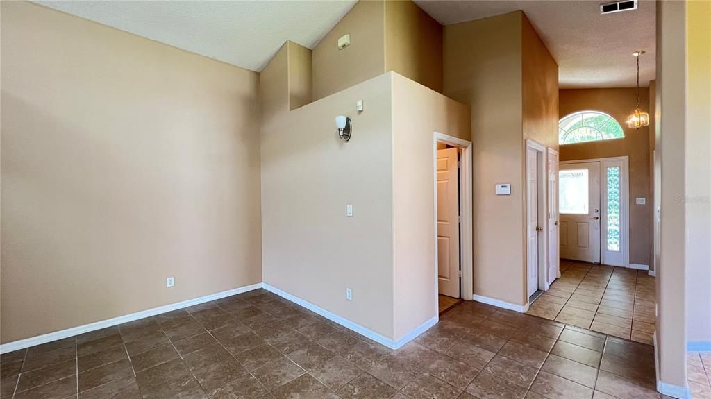 Active With Contract: $2,495 (5 beds, 4 baths, 2265 Square Feet)