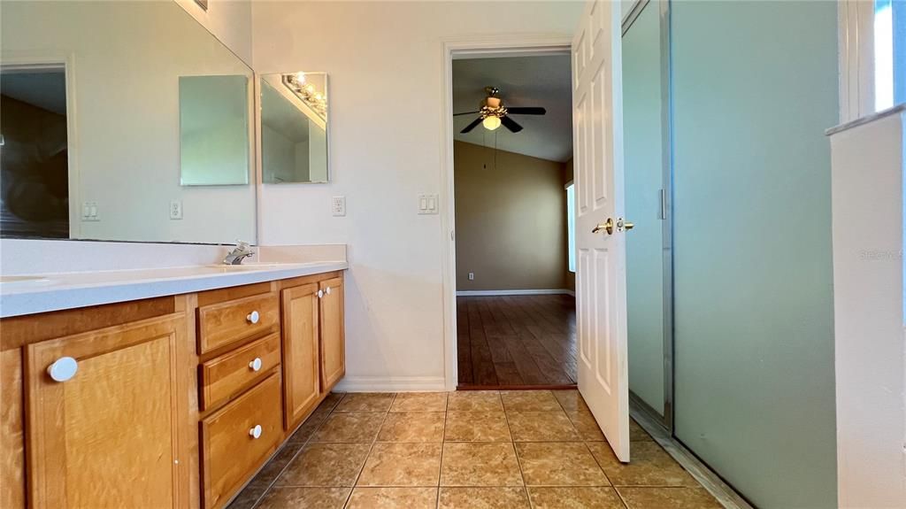 Active With Contract: $2,495 (5 beds, 4 baths, 2265 Square Feet)