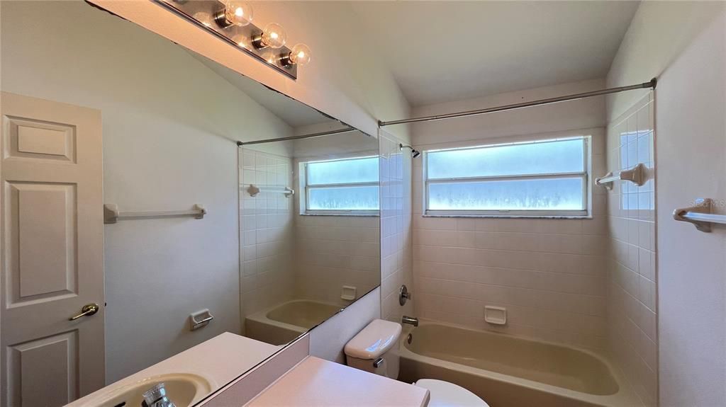 Active With Contract: $2,495 (5 beds, 4 baths, 2265 Square Feet)