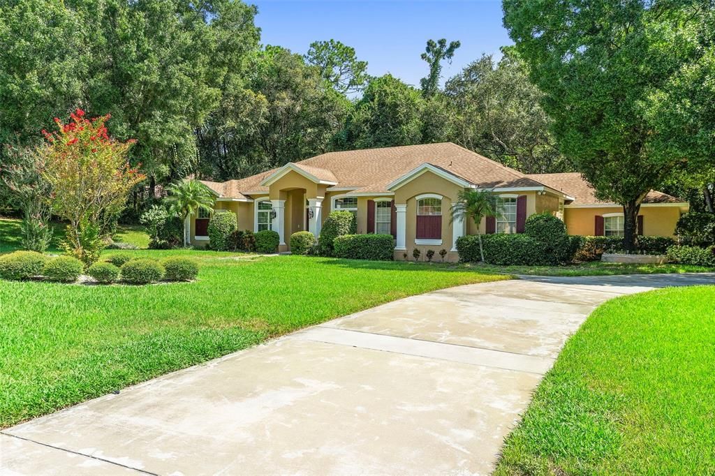 En Venta: $679,900 (4 camas, 3 baños, 2605 Pies cuadrados)