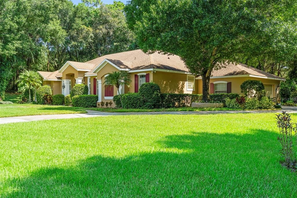 En Venta: $679,900 (4 camas, 3 baños, 2605 Pies cuadrados)