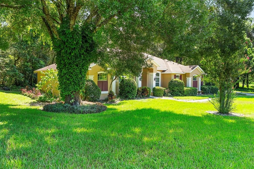 En Venta: $679,900 (4 camas, 3 baños, 2605 Pies cuadrados)