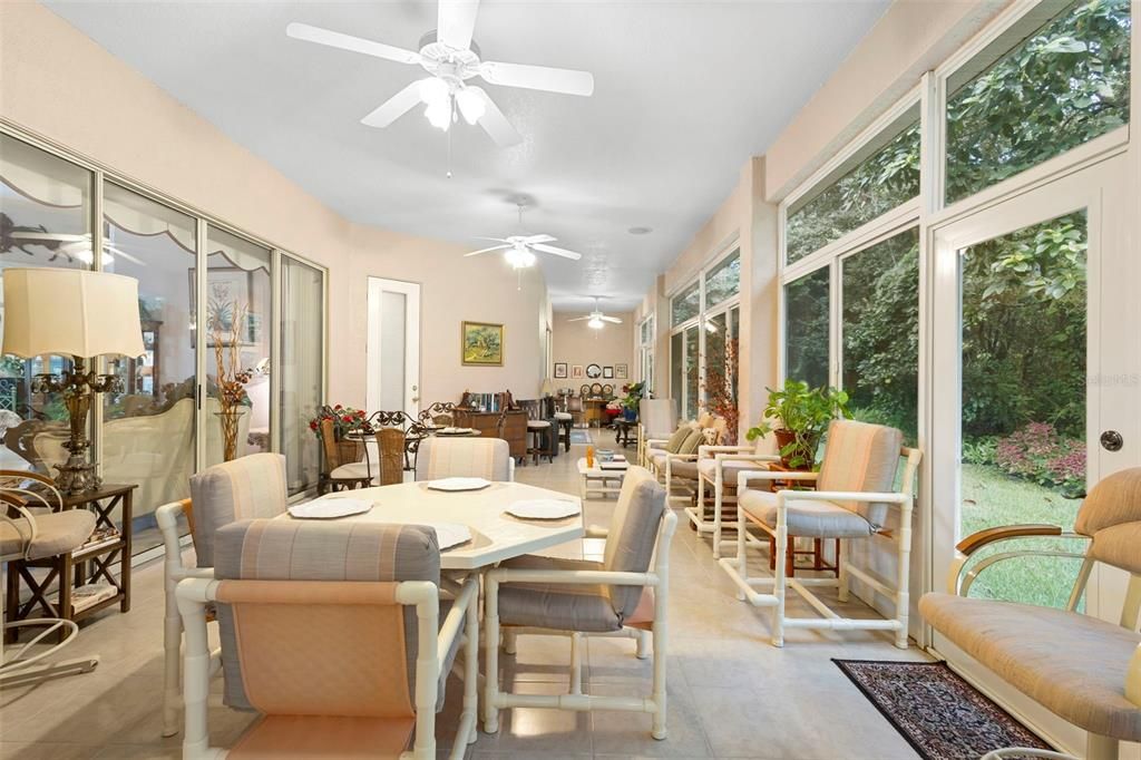 En Venta: $679,900 (4 camas, 3 baños, 2605 Pies cuadrados)