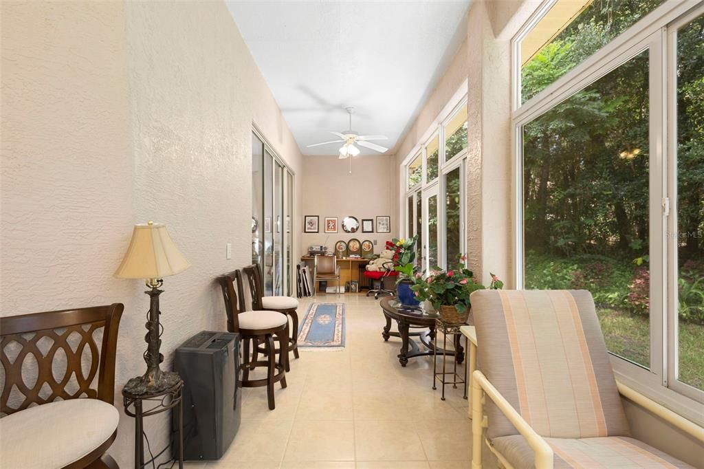 En Venta: $679,900 (4 camas, 3 baños, 2605 Pies cuadrados)