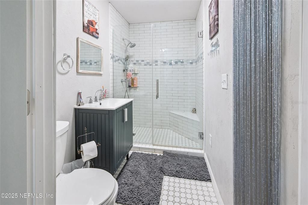 На продажу: $449,900 (3 спален, 2 ванн, 2237 Квадратных фут)