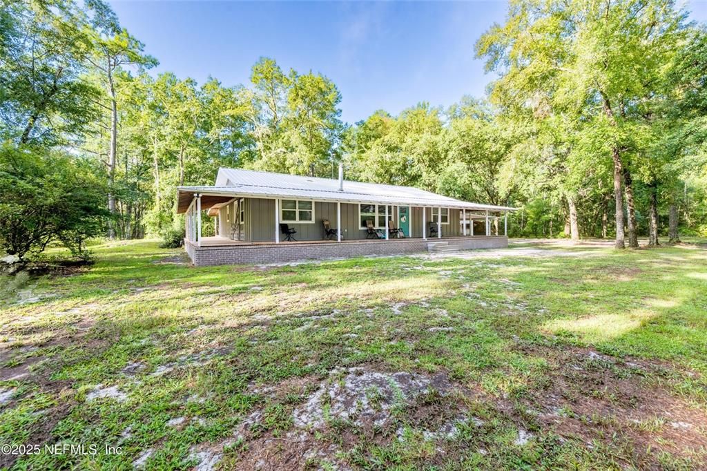 На продажу: $449,900 (3 спален, 2 ванн, 2237 Квадратных фут)