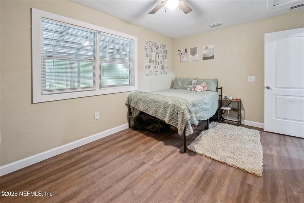 На продажу: $449,900 (3 спален, 2 ванн, 2237 Квадратных фут)